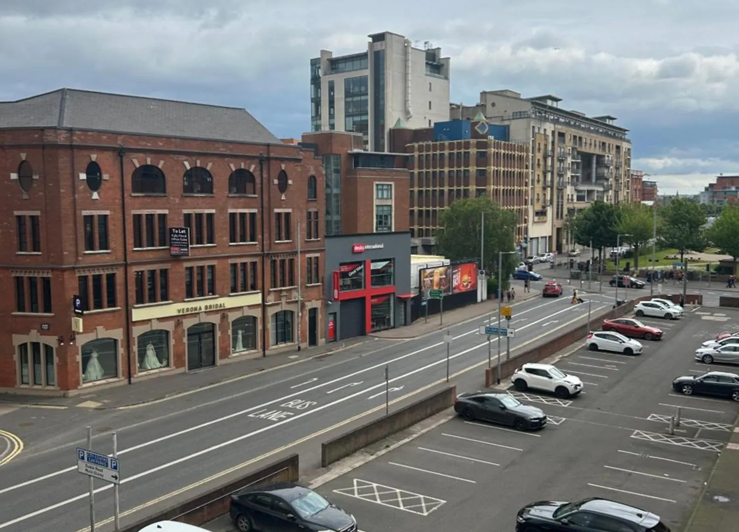Large 2 Bed 2 Bathroom City Center Apartment With Free Underground Parking Belfast