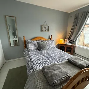 Privatunterkunft House Near To Castlecourt Shopping, Belfast
